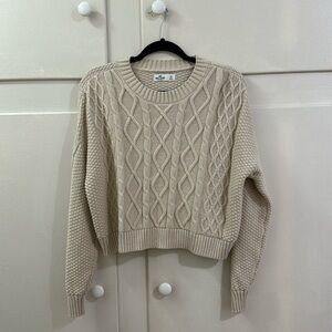 Women’s Hollister Preppy Cozy Sweater in Beige/Cafe Au Lait XS